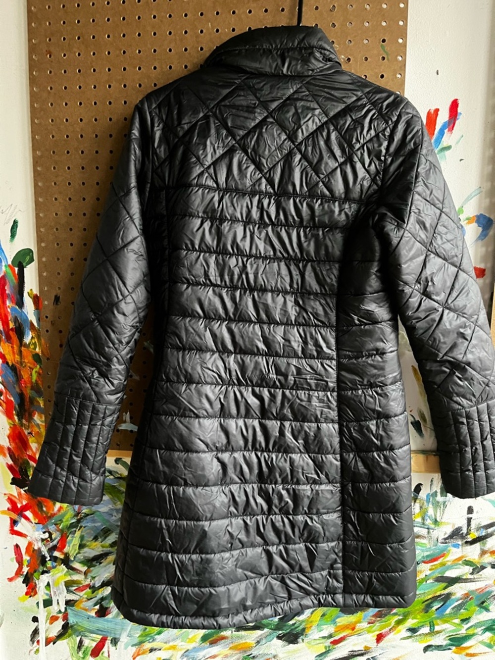 Patagonia Black Quilted Packable Jacket with Multicolor Logo - Picture 4 of 4